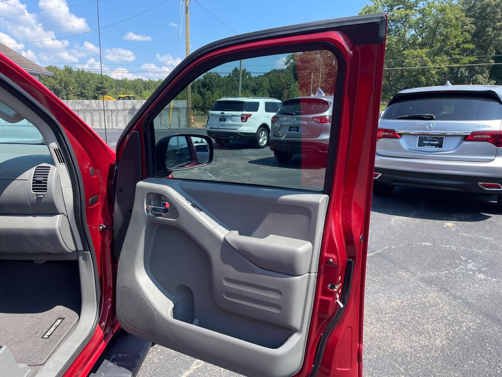 Used 2021 Nissan Frontier SV RWD image 20