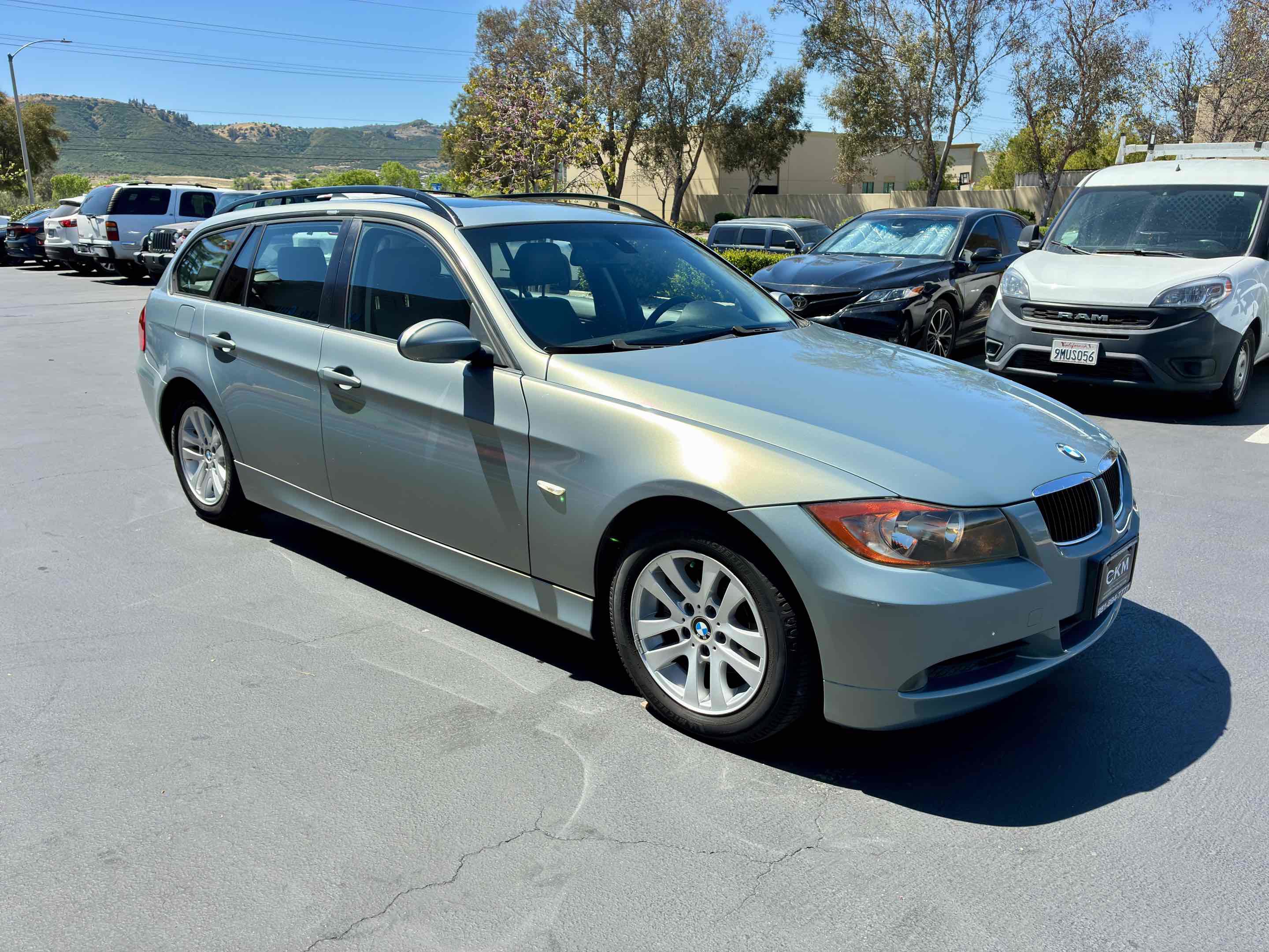 Used 2007 BMW 328i Wagon RWD image 6