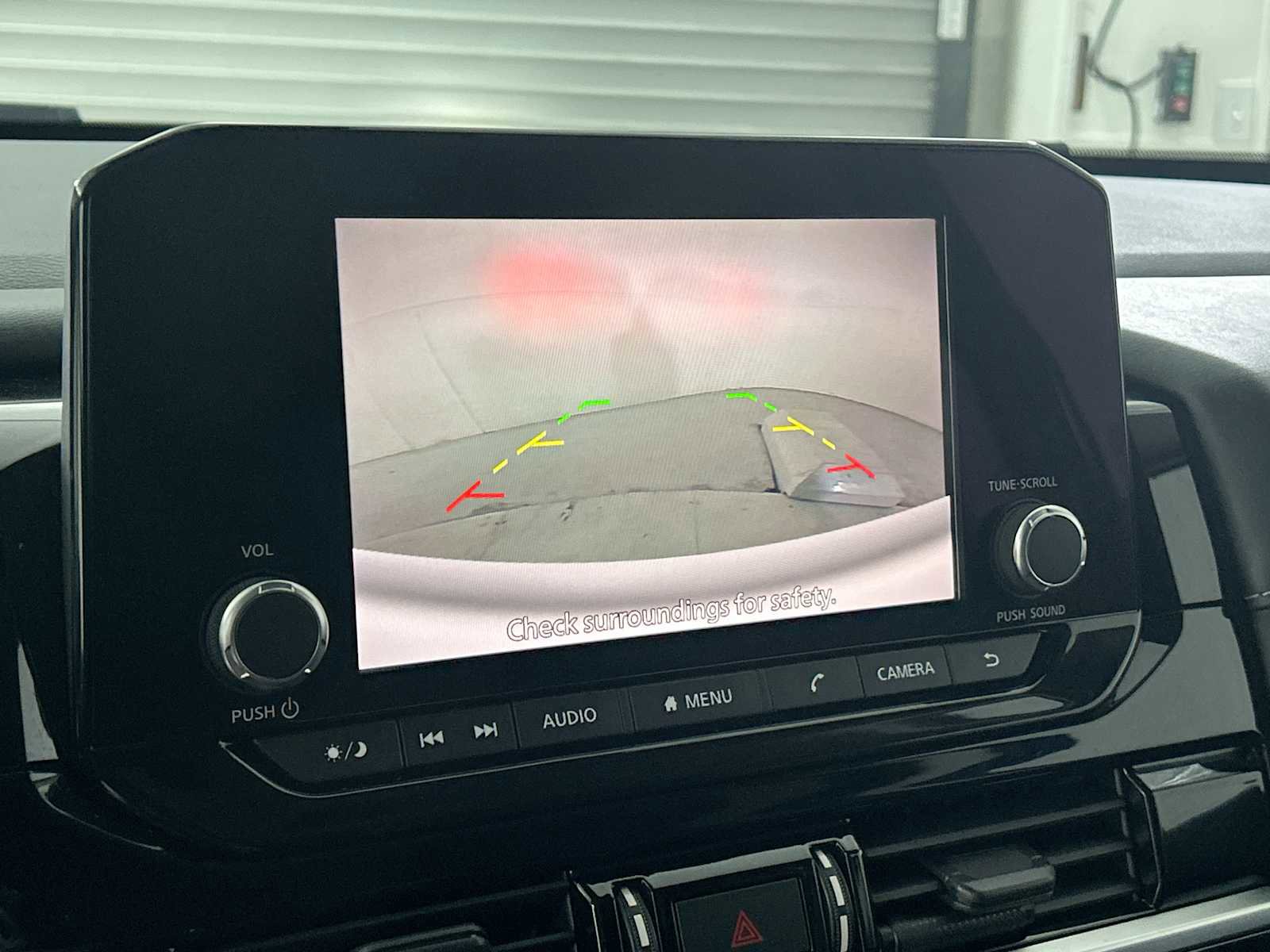 Used 2022 Nissan Pathfinder SV image 22