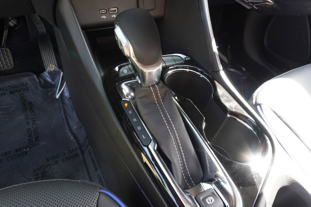 New 2026 Buick Encore GX Sport Touring image 17