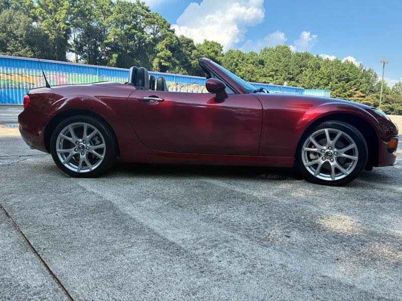 Used 2013 MAZDA MX-5 Miata Grand Touring RWD image 4