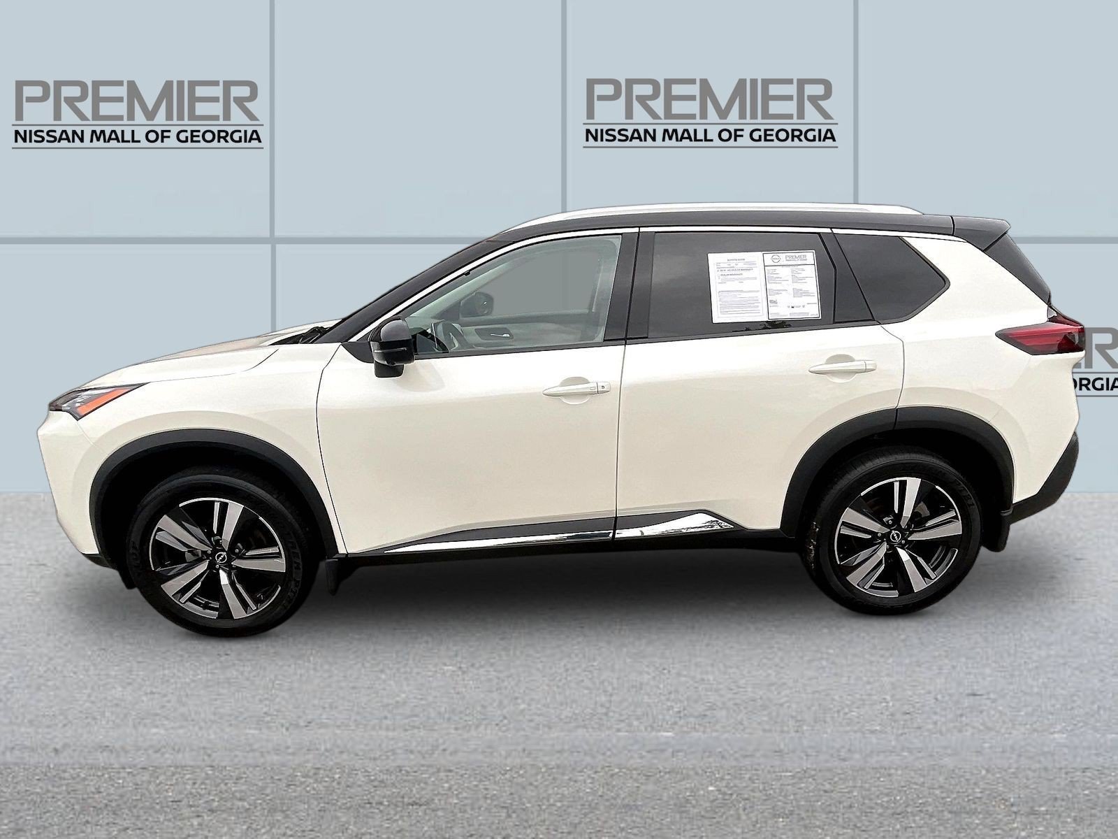 Certified 2023 Nissan Rogue SL AWD/4WD image 4