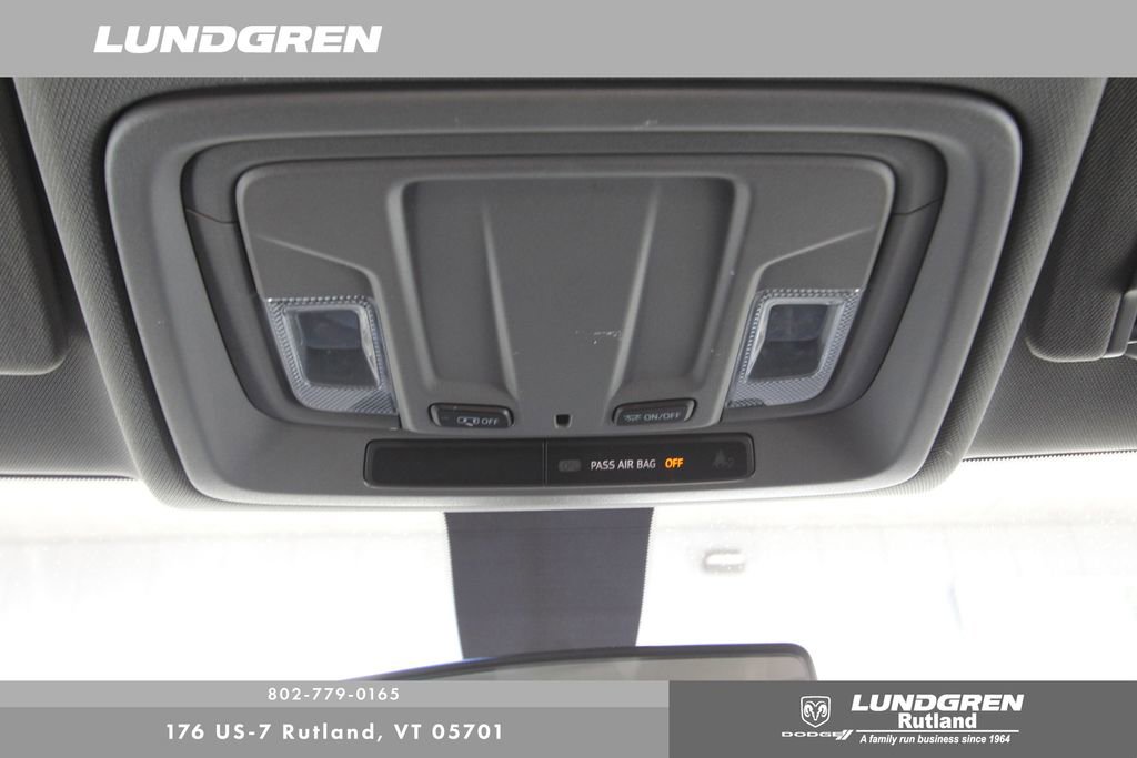 Used 2020 GMC Sierra 1500 4x4 Crew Cab w/ Convenience Package image 31