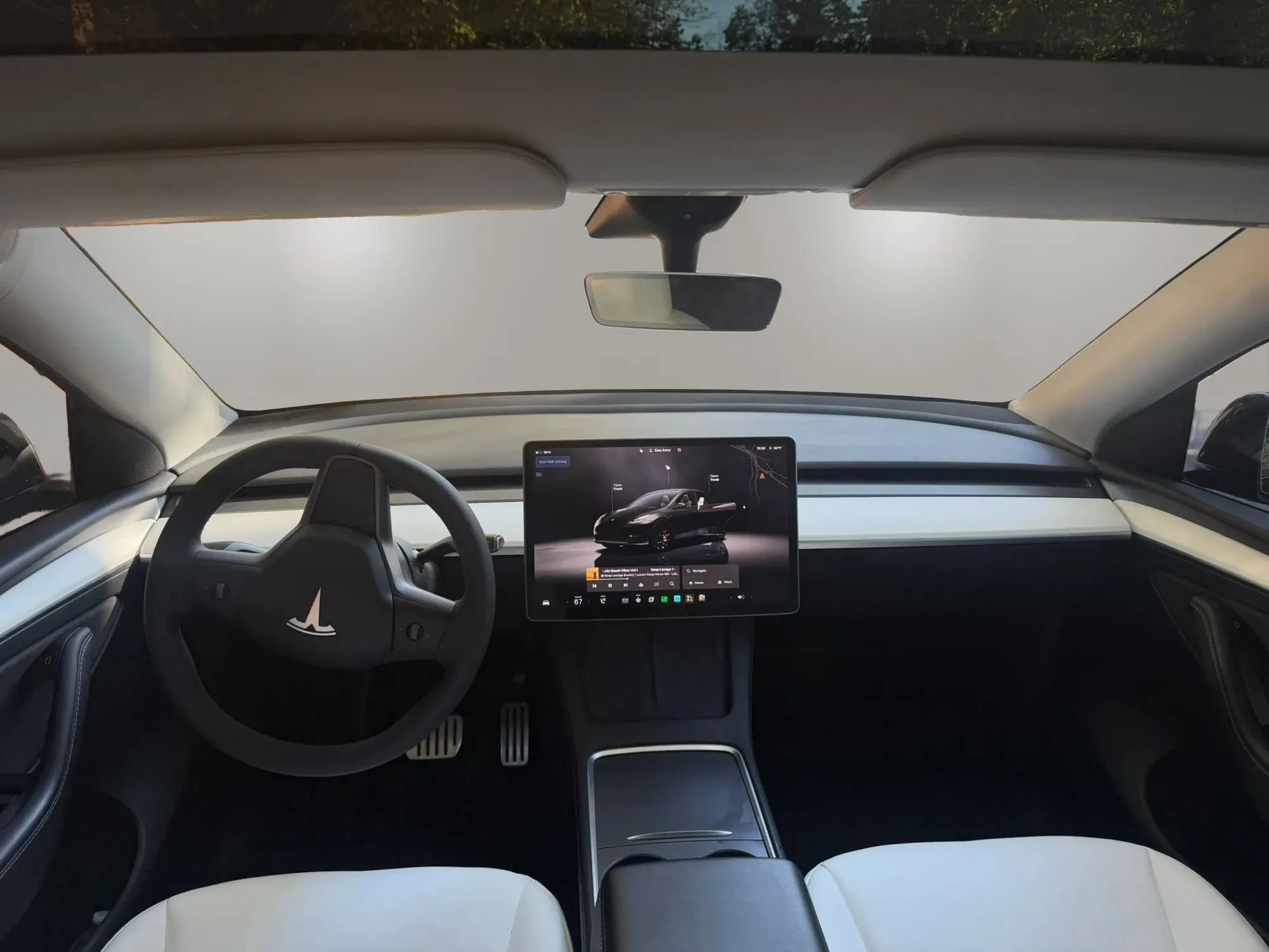 Used 2023 Tesla Model Y Long Range AWD/4WD image 16