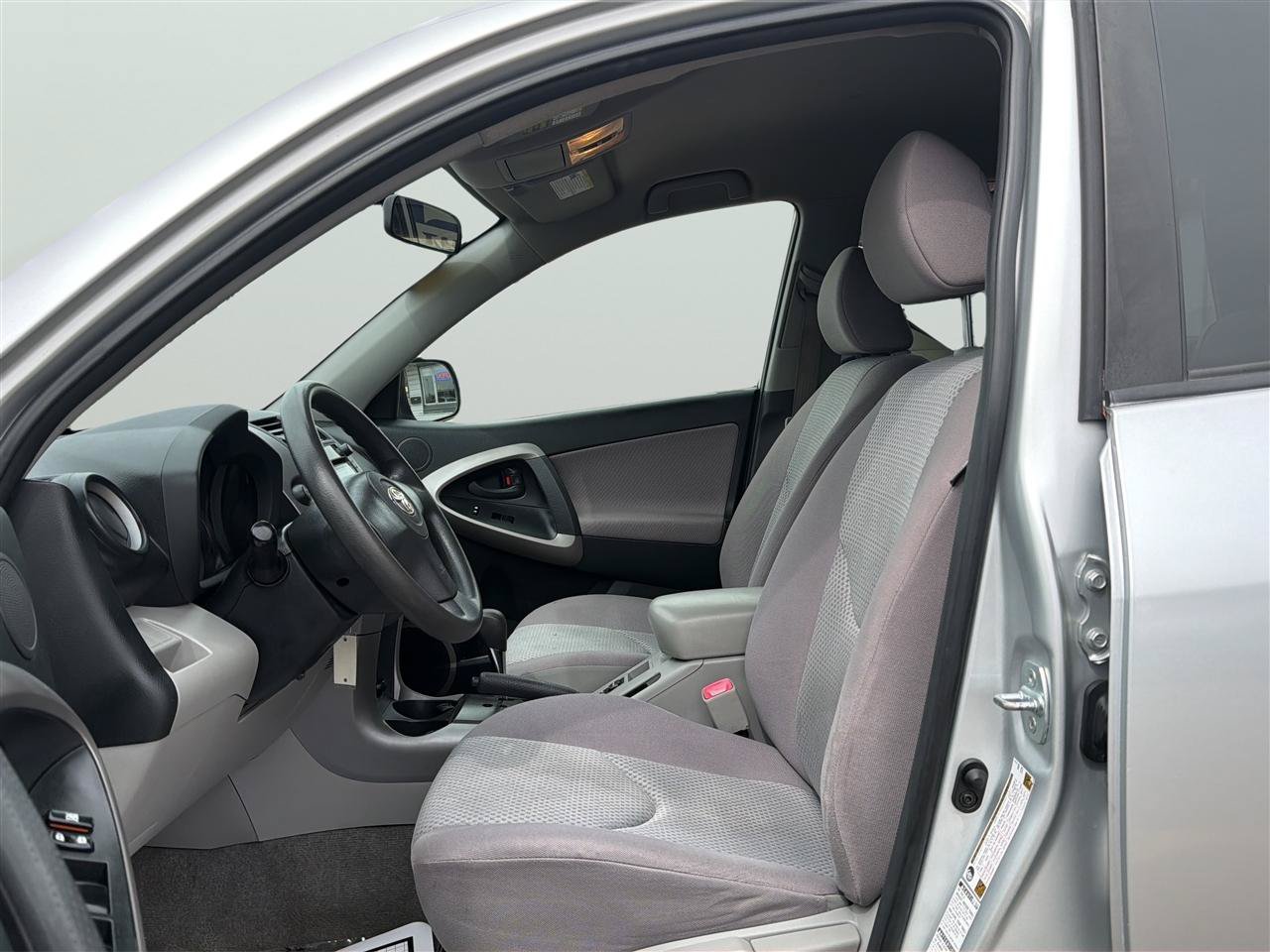 Used 2008 Toyota RAV4 4WD image 11