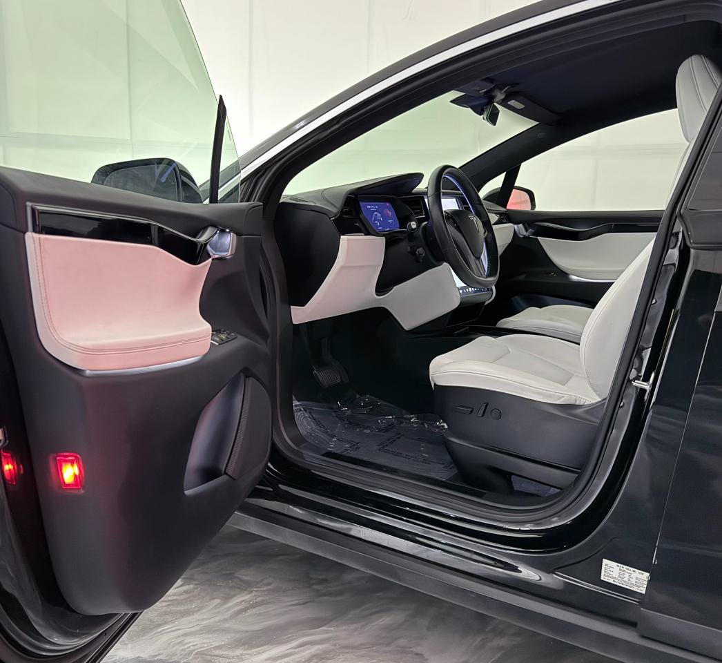 Used 2021 Tesla Model X Long Range AWD/4WD image 22
