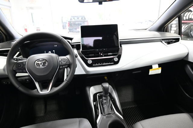 New 2026 Toyota Corolla SE w/ SE Premium Package FWD image 13