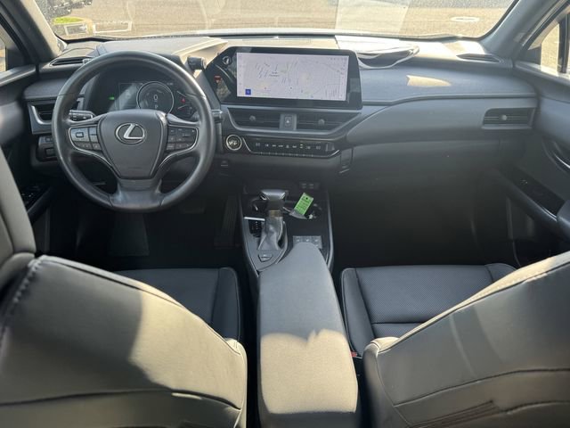 Used 2024 Lexus UX 250h AWD w/ Premium Package image 11