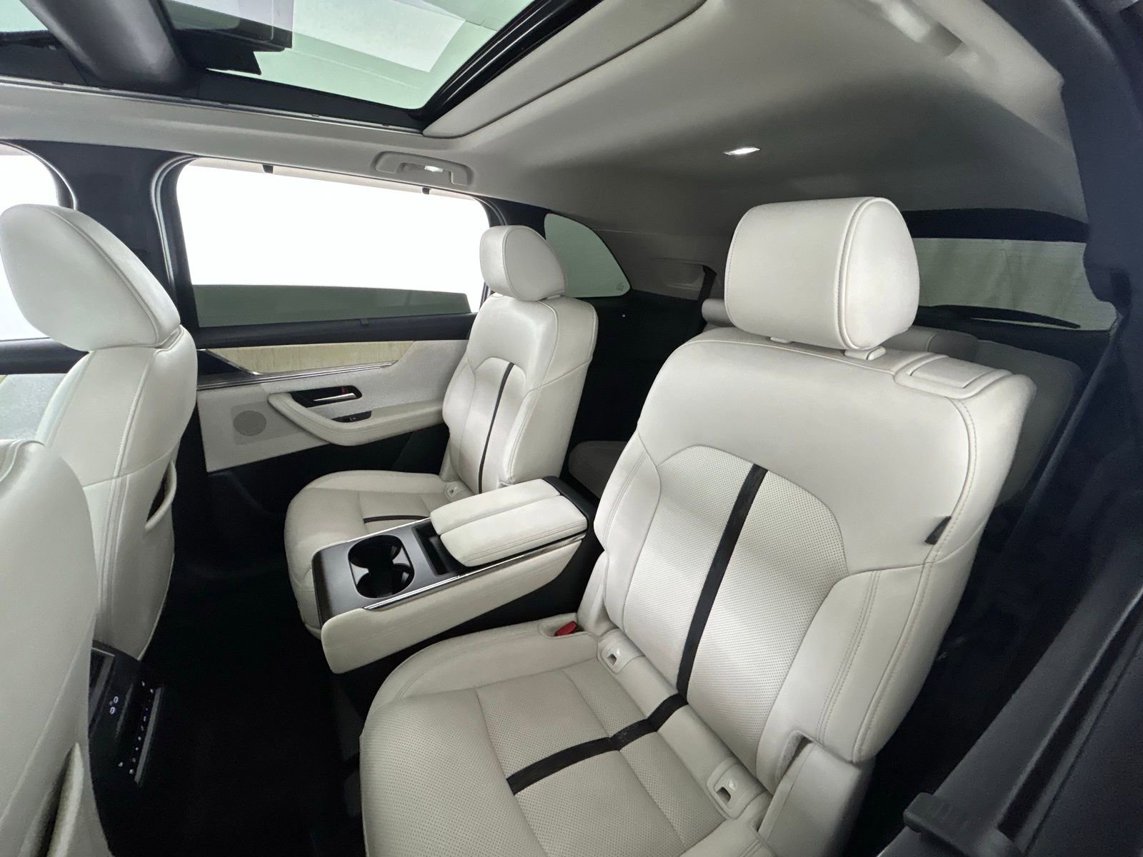 Used 2024 MAZDA CX-90 3.3 Turbo S w/ Premium Plus image 34