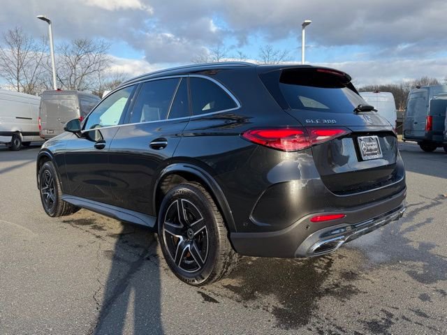 Certified 2025 Mercedes-Benz GLC 300 4MATIC image 5