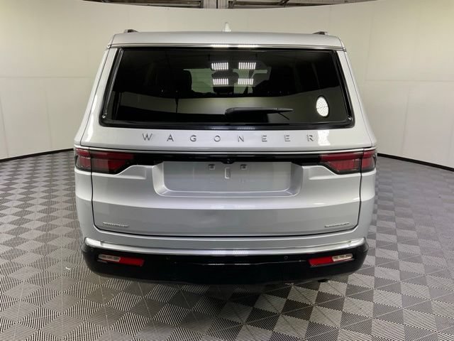 Used 2022 Jeep Wagoneer Series II w/ Rear Seat Video Group 1 AWD/4WD image 5