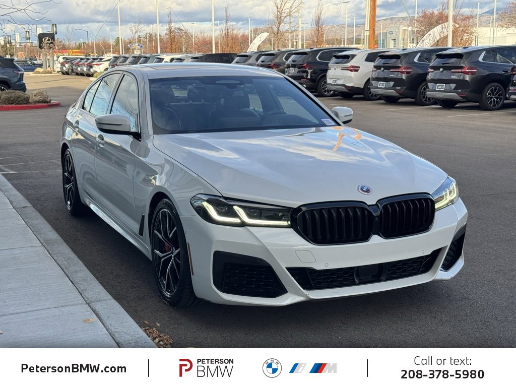 Used 2023 BMW M550i xDrive w/ Executive Package image 9