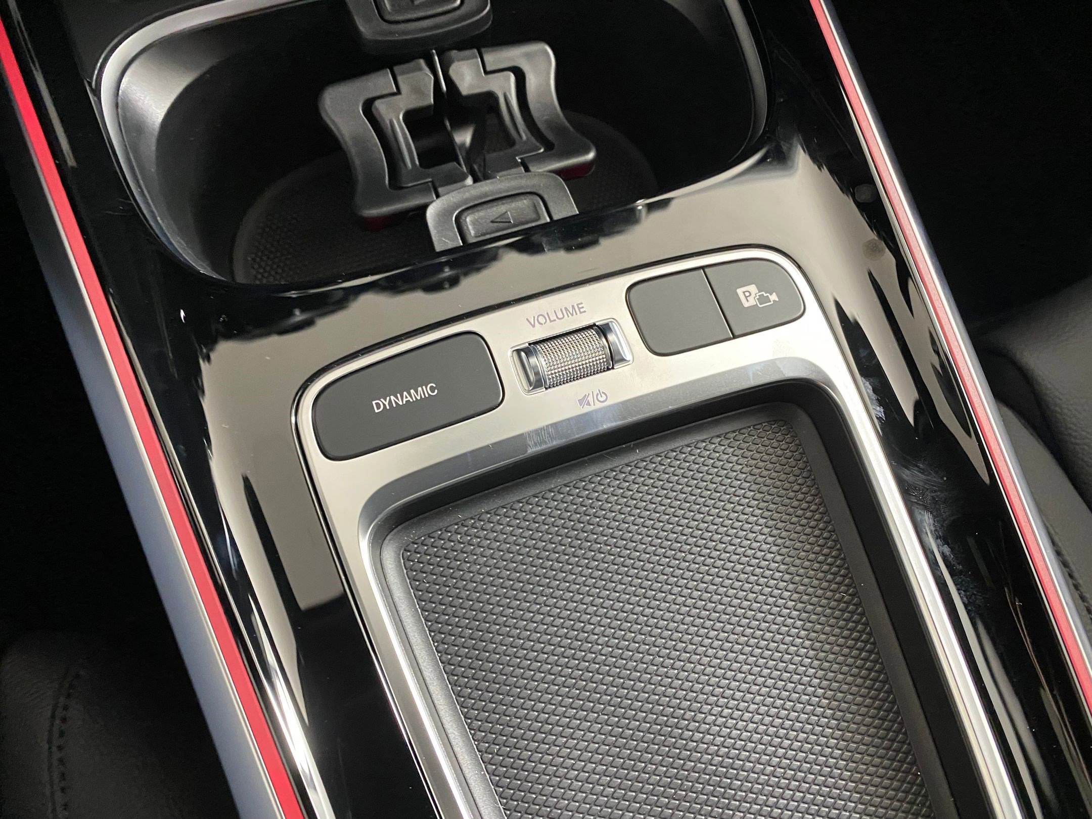 Used 2026 Mercedes-Benz GLB 250 4MATIC image 28