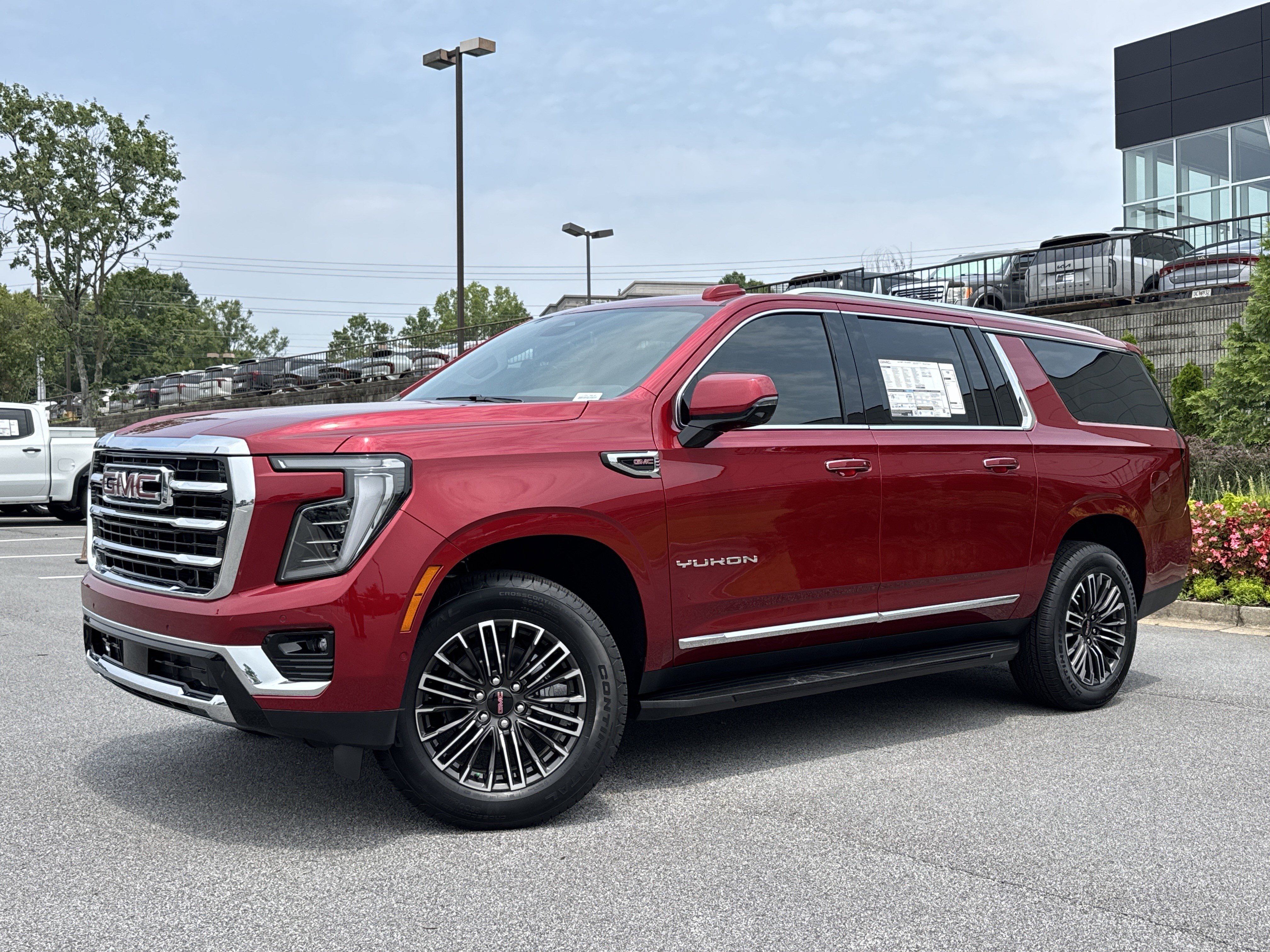 New 2026 GMC Yukon XL Elevation AWD/4WD image 5