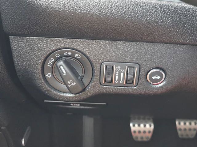 Certified 2021 Dodge Challenger R/T w/ T/A Package image 33