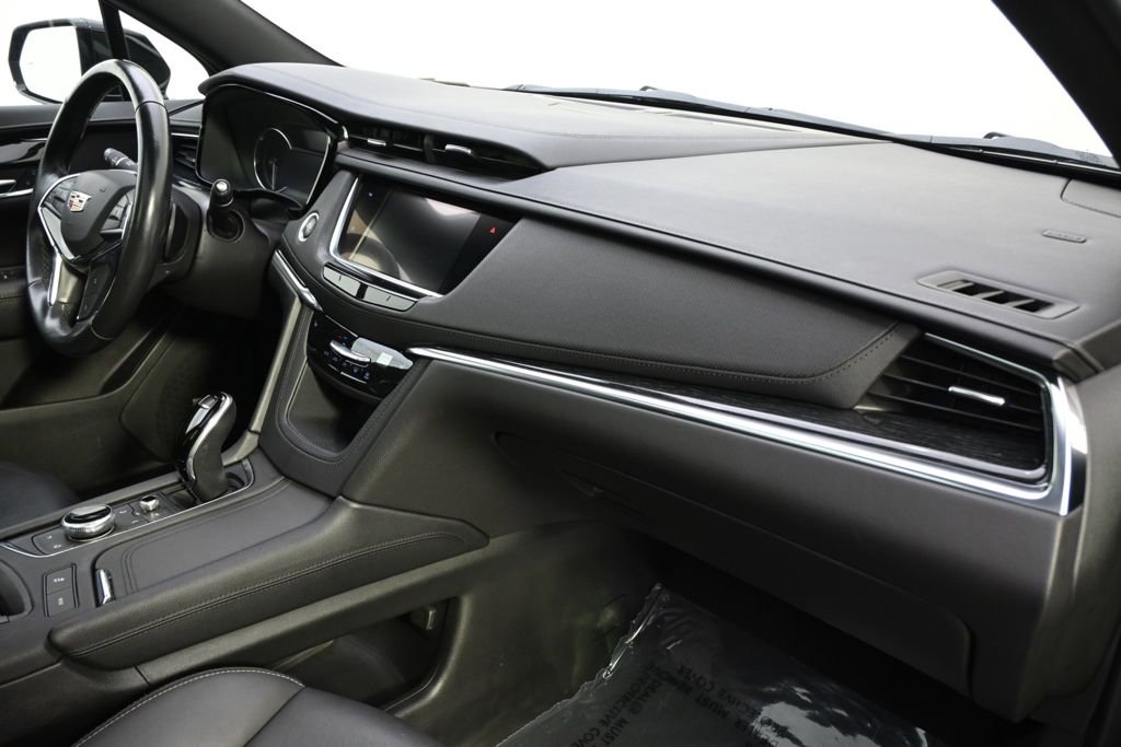 Used 2020 Cadillac XT5 Premium Luxury AWD/4WD image 15