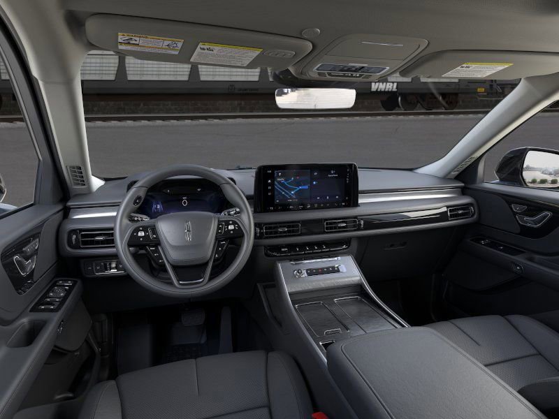 New 2026 Lincoln Aviator AWD image 10