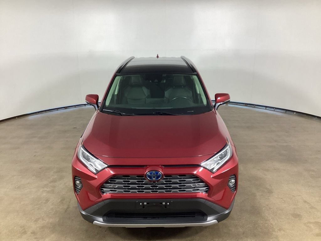 Used 2020 Toyota RAV4 Limited AWD/4WD image 2