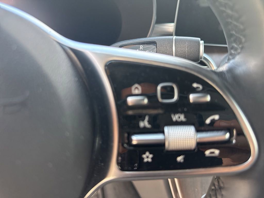 Used 2021 Mercedes-Benz C 300 4MATIC Cabriolet image 9