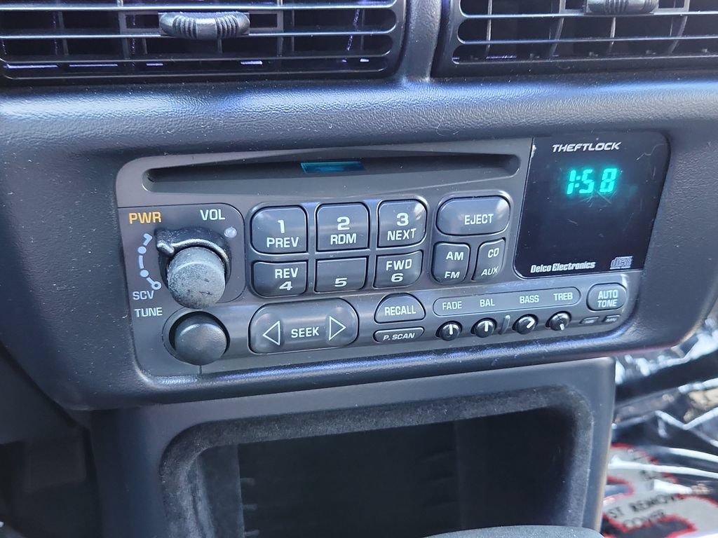 Used 1995 Chevrolet Monte Carlo Z34 FWD image 16