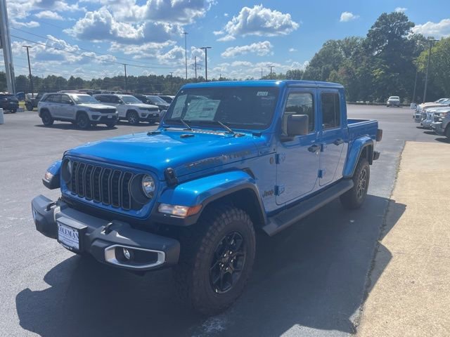 New 2025 Jeep Gladiator Sport image 3