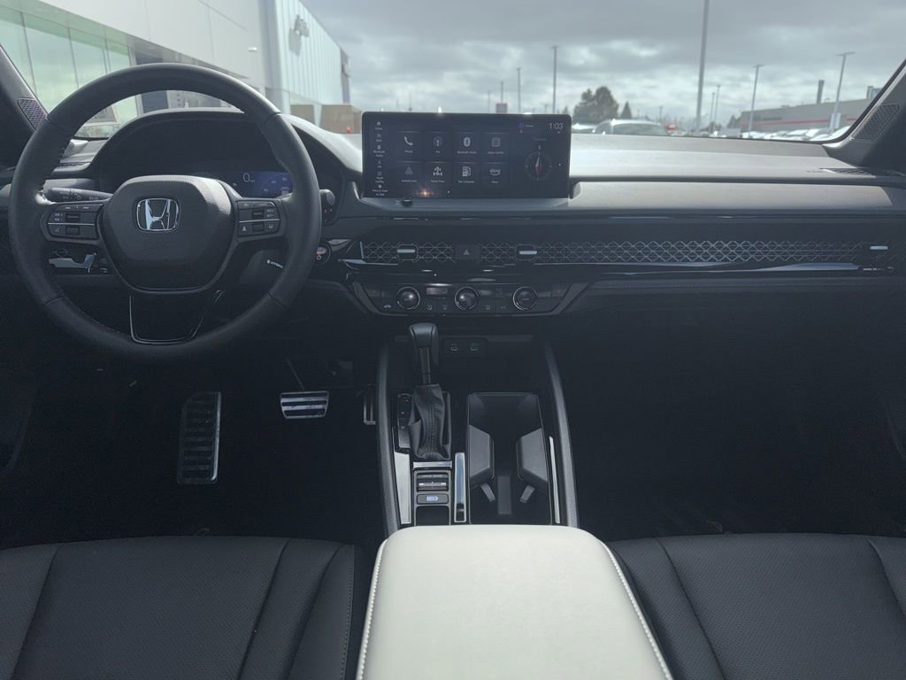 Used 2025 Honda Accord Sport image 6