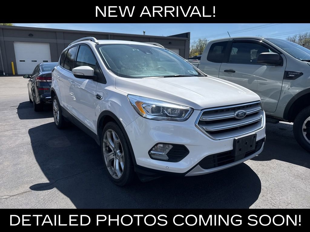 Used 2019 Ford Escape Titanium AWD/4WD image 1