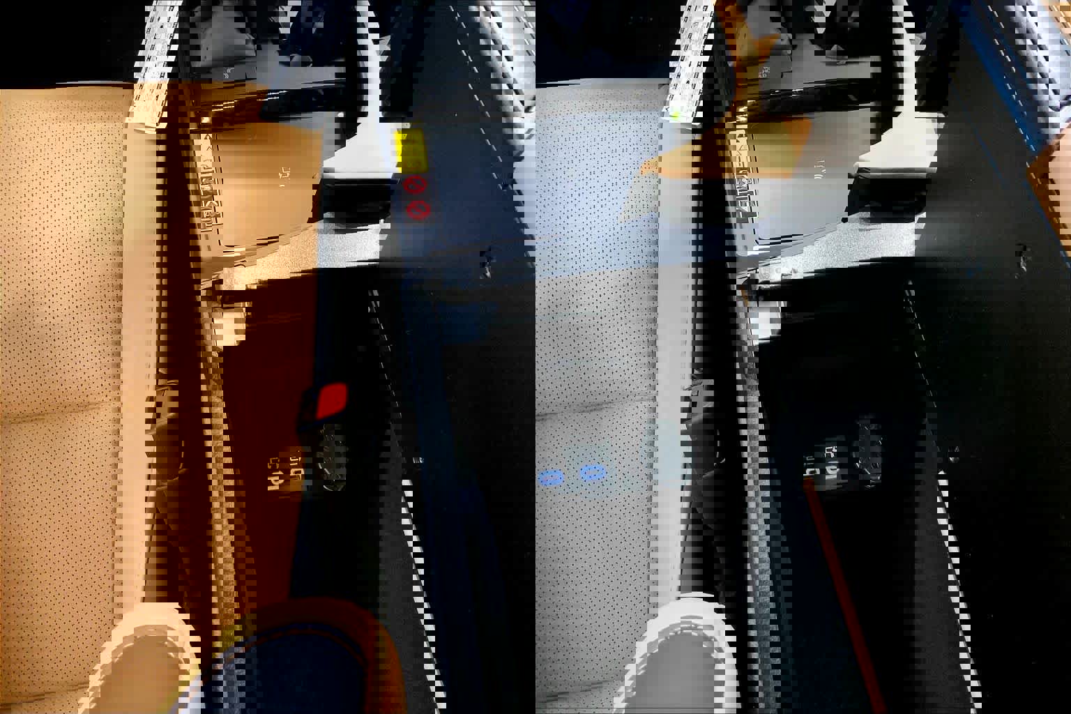 New 2025 Lexus ES 350 w/ Premium Package image 18