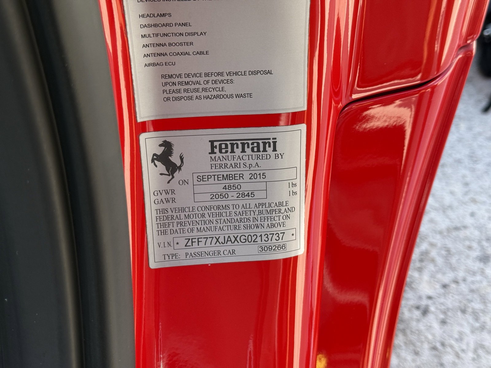 Used 2016 Ferrari California T image 27