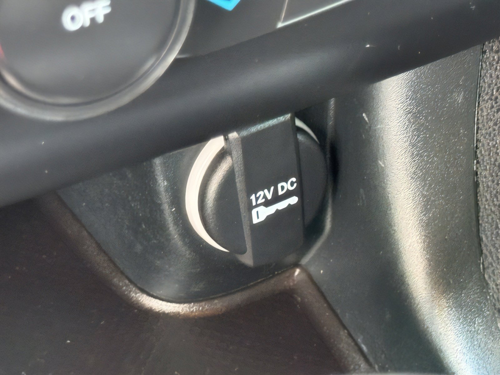 Used 2023 Dodge Charger SXT image 22