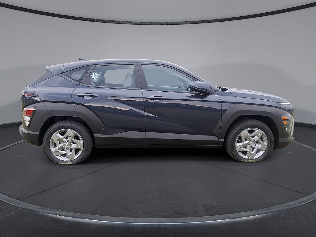 New 2026 Hyundai Kona SE FWD image 6