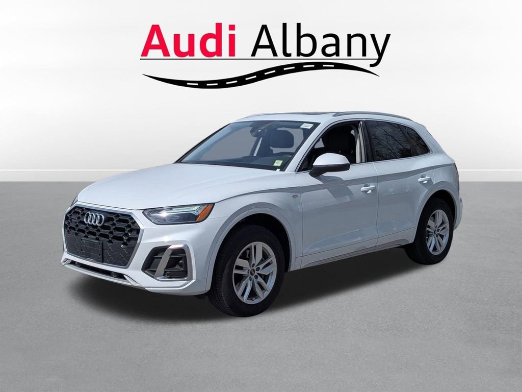 Certified 2023 Audi Q5 2.0T Premium w/ Convenience Package image 8