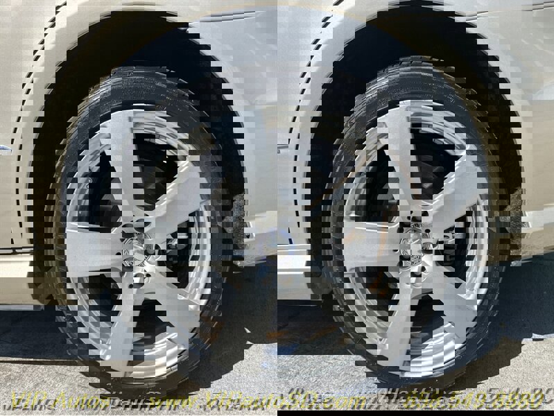 Used 2011 Mercedes-Benz E 350 Sedan image 15