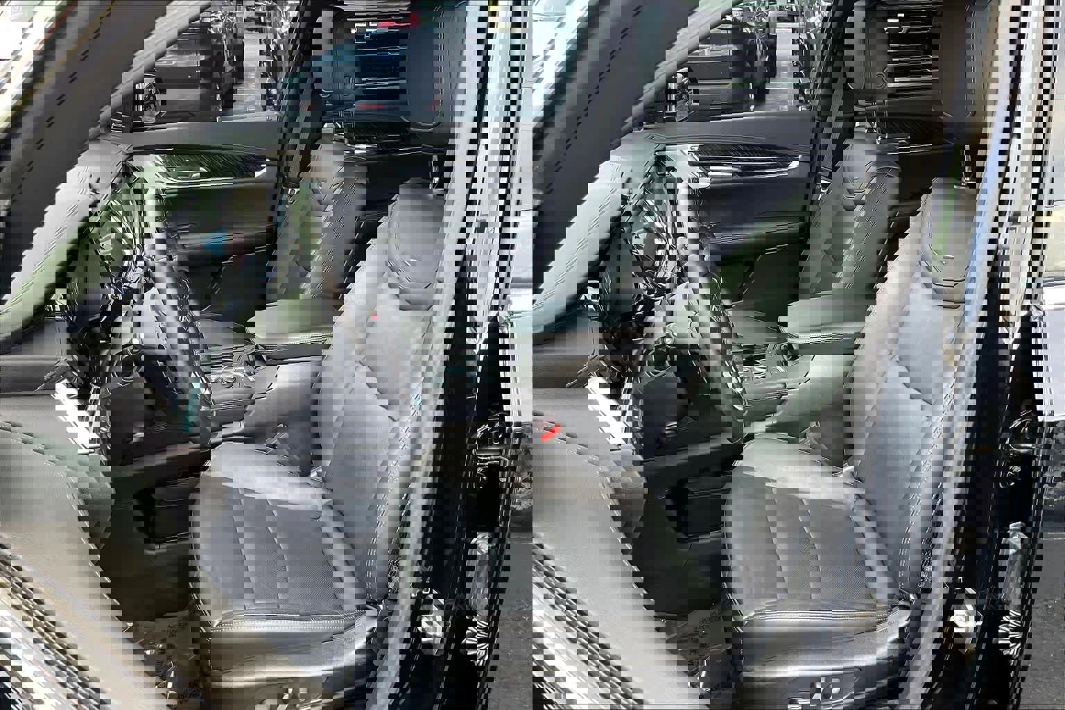 Used 2022 Cadillac XT6 Premium Luxury w/ Technology Package image 24