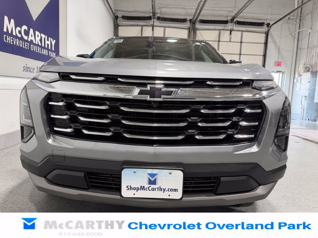 Used 2025 Chevrolet Equinox LT AWD/4WD image 10