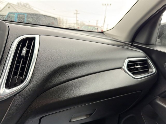 Used 2022 Chevrolet Equinox LT w/ Driver Convenience Package image 21