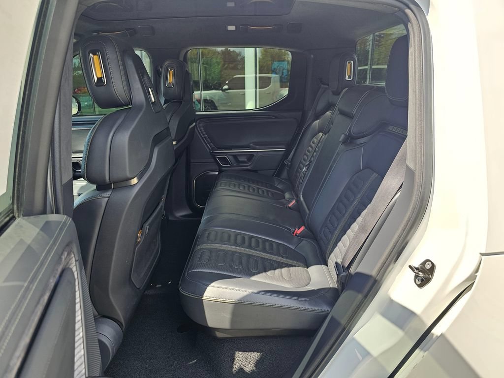 Used 2022 Rivian R1T Adventure AWD/4WD image 17