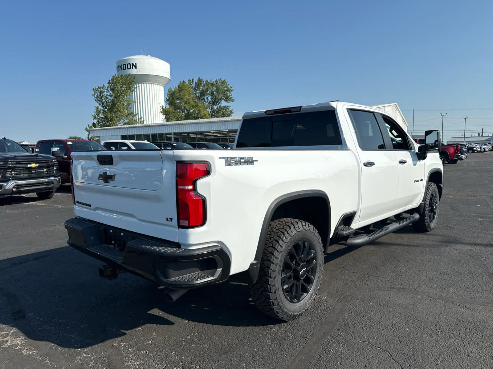 New 2026 Chevrolet Silverado 2500 LT w/ Trail Boss Package AWD/4WD image 5