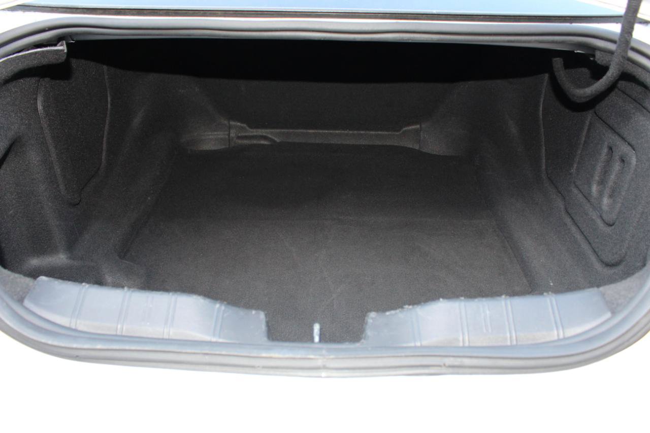 Used 2019 Chevrolet Camaro LT w/ Technology Package image 34