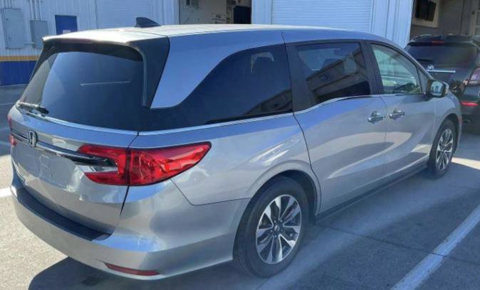 Used 2022 Honda Odyssey EX-L image 3