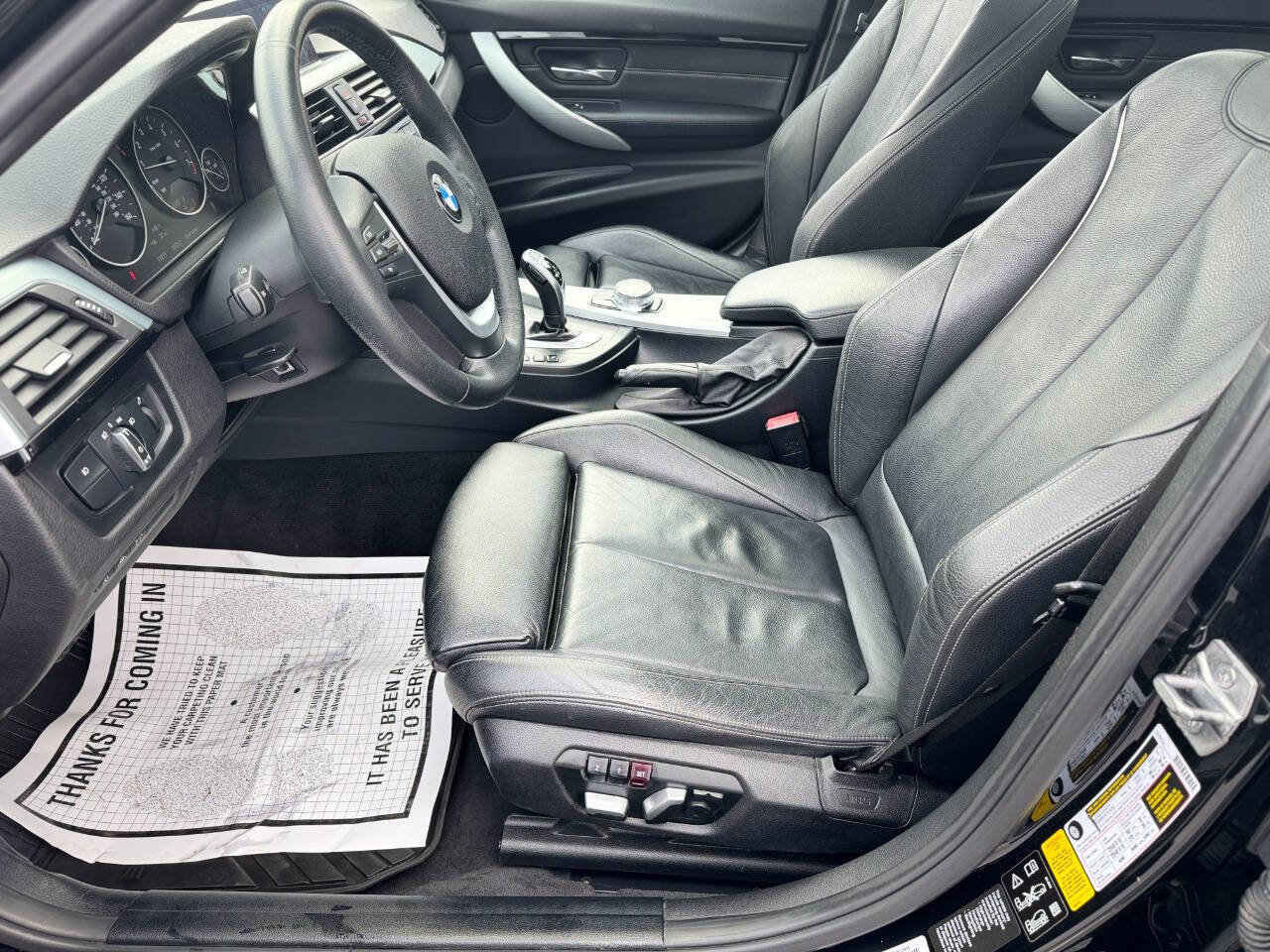 Used 2017 BMW 330i xDrive Wagon image 9