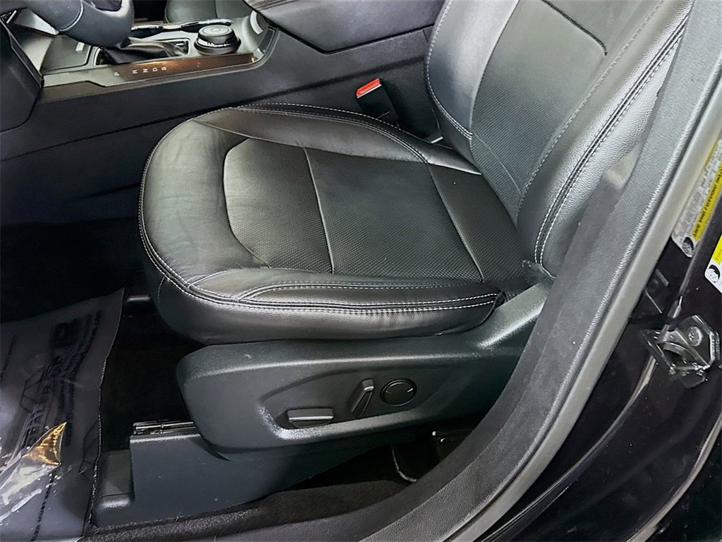 Used 2019 Ford Explorer Limited w/ Class III Trailer Tow Package image 24