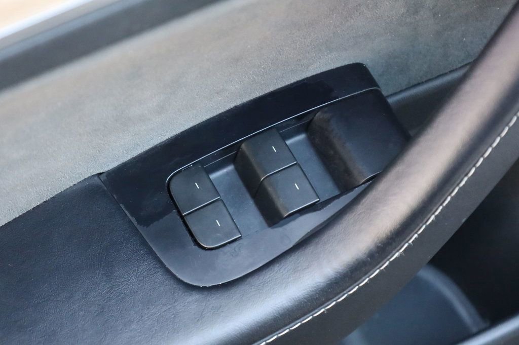 Used 2023 Tesla Model 3 Standard Range image 29