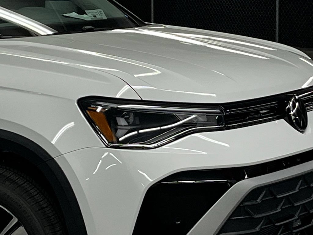 New 2026 Volkswagen Taos SE AWD/4WD image 42