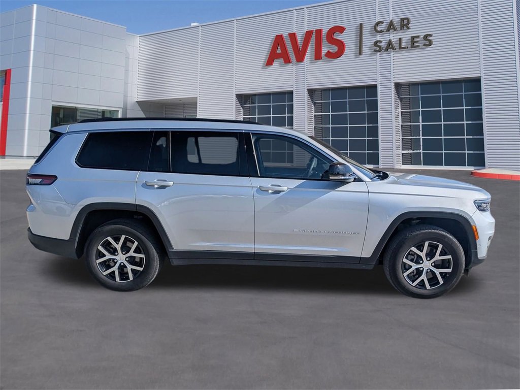 Used 2024 Jeep Grand Cherokee L Limited w/ Luxury Tech Group II image 5