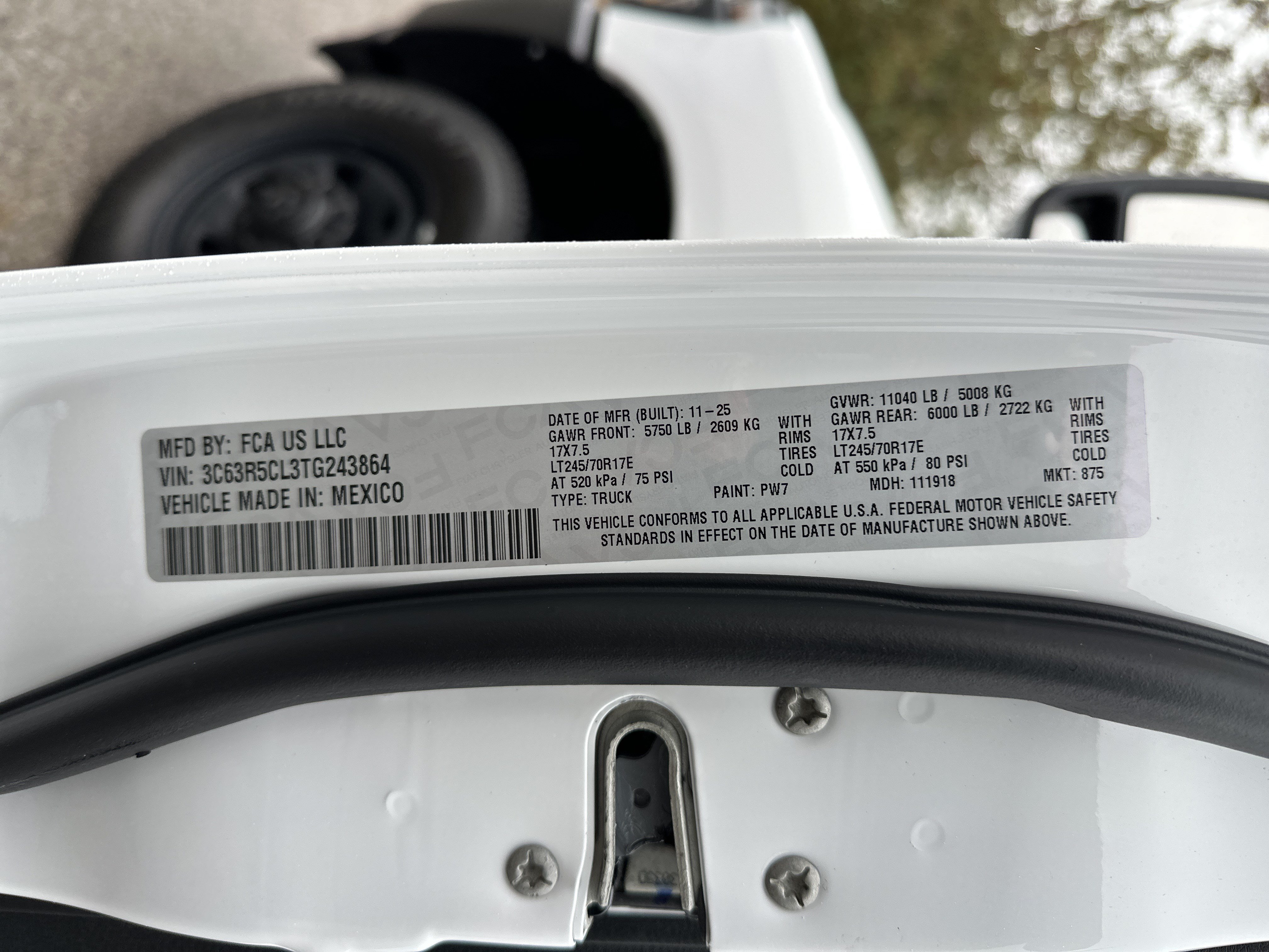 New 2026 RAM 2500 Tradesman AWD/4WD image 31