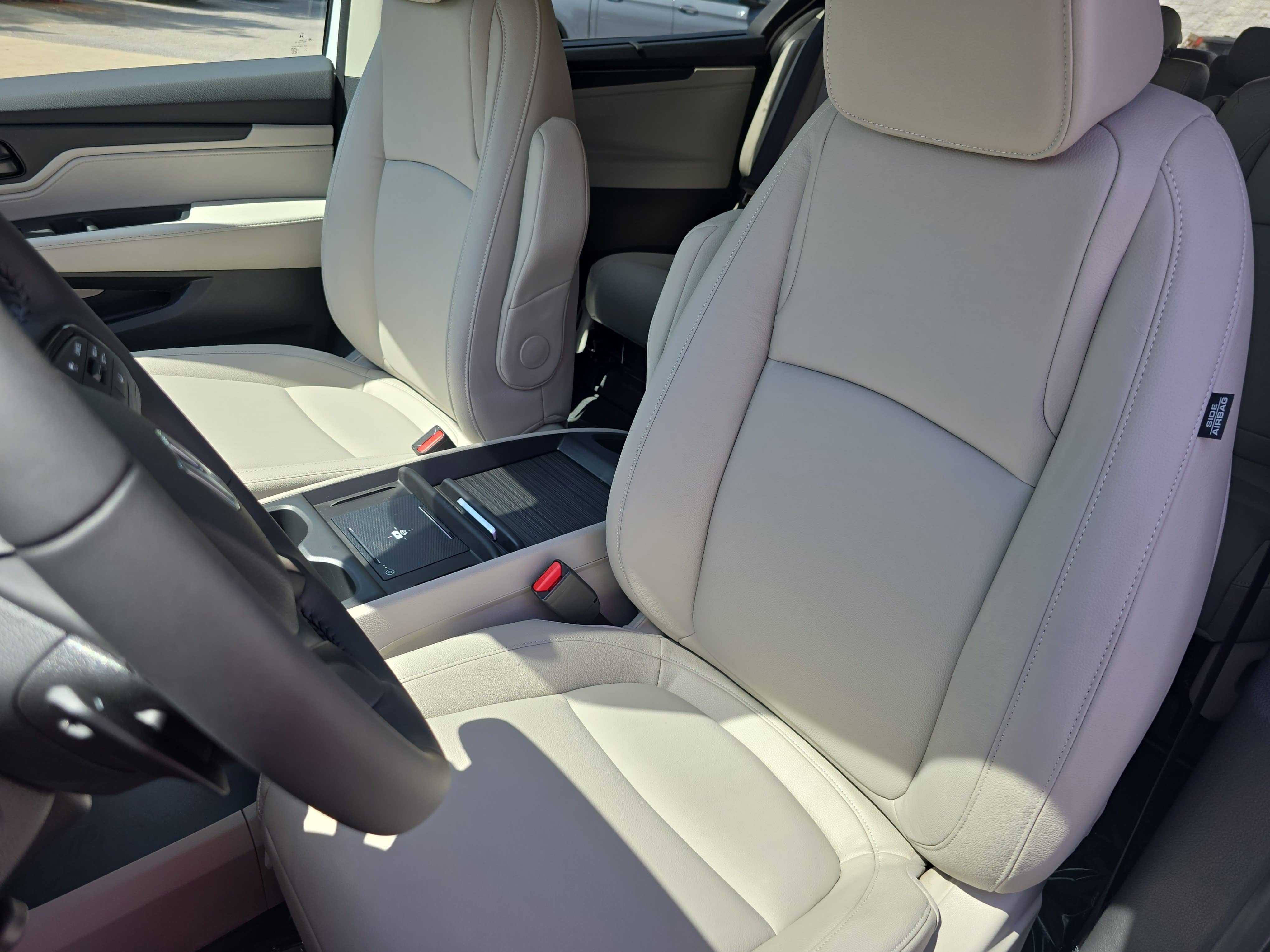 New 2026 Honda Odyssey EX-L image 17