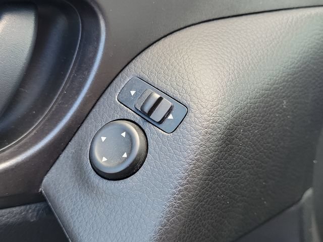 Used 2019 Nissan Rogue Sport S w/ Appearance Package FWD image 17