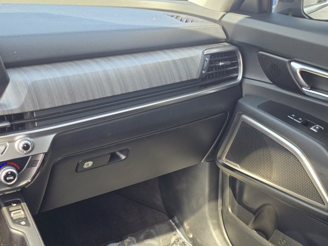 Used 2024 Kia Telluride EX w/ EX Captain's Chair Package FWD image 19