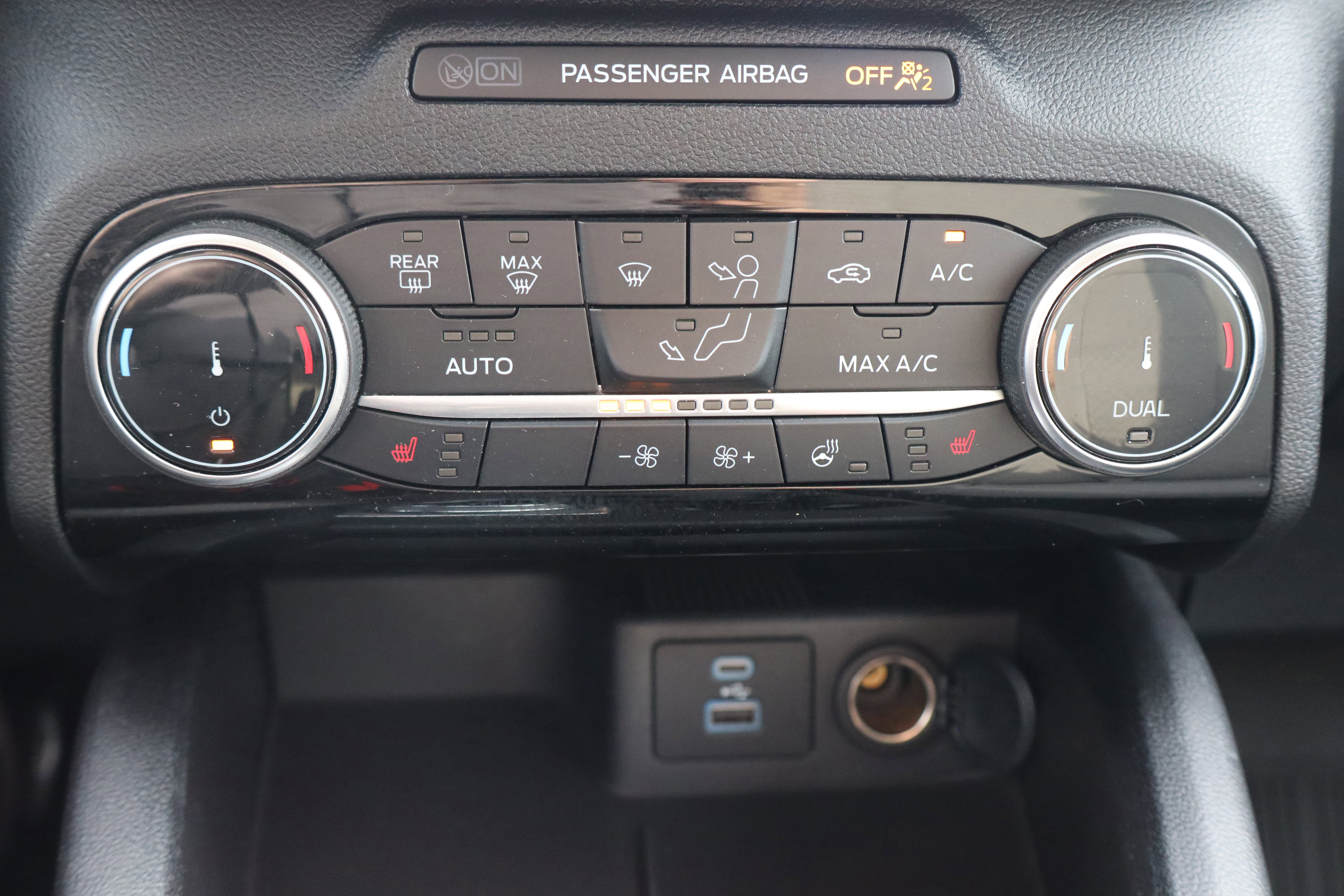 Used 2022 Ford Escape SE w/ Convenience Package AWD/4WD image 21